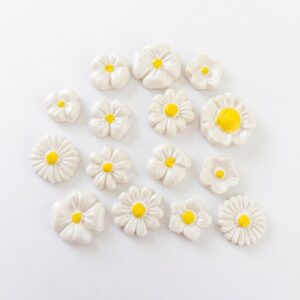 Small Daisies - Fondant Toppers